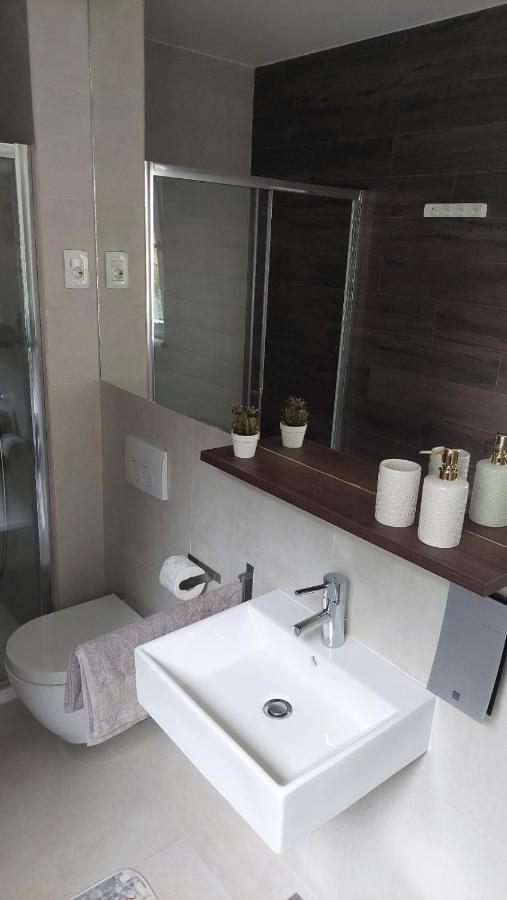 Villa Jolara-Luxury Apartment A8 Mimice Exterior foto