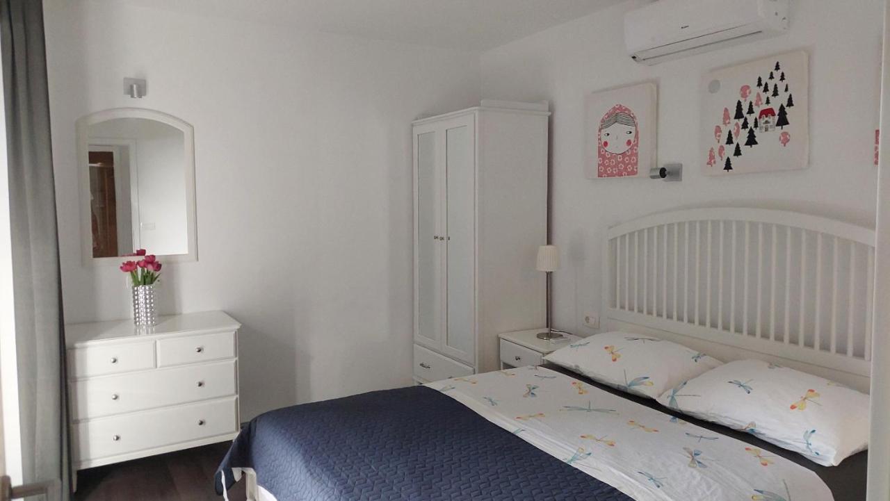 Villa Jolara-Luxury Apartment A8 Mimice Exterior foto